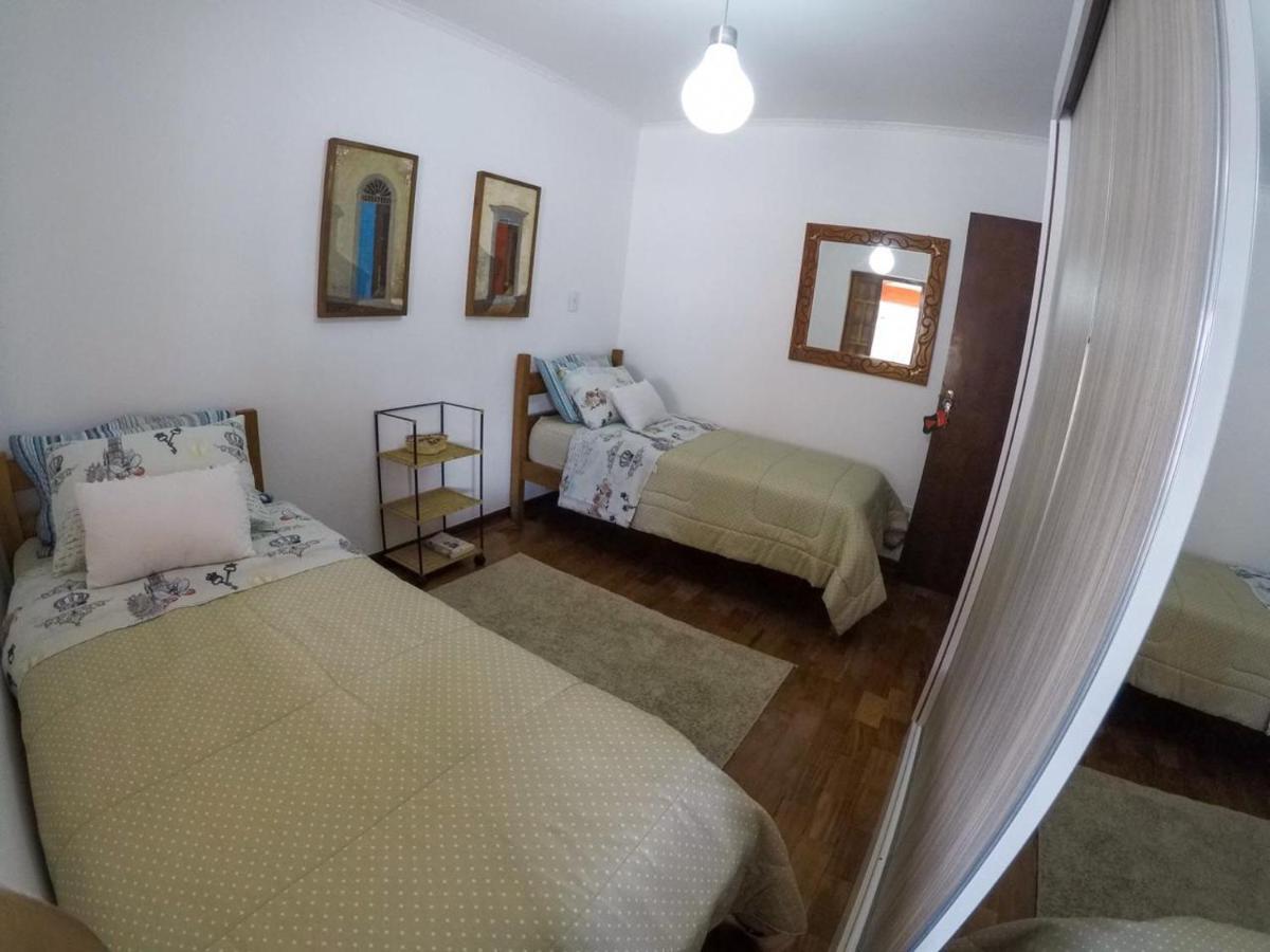 Corona Hostel Poços de Caldas Zewnętrze zdjęcie