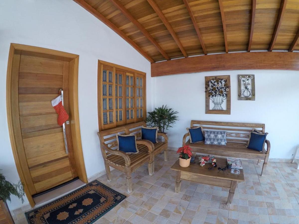Corona Hostel Poços de Caldas Zewnętrze zdjęcie